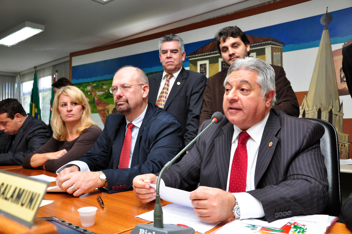  Câmara instala CPI do Transporte Coletivo 