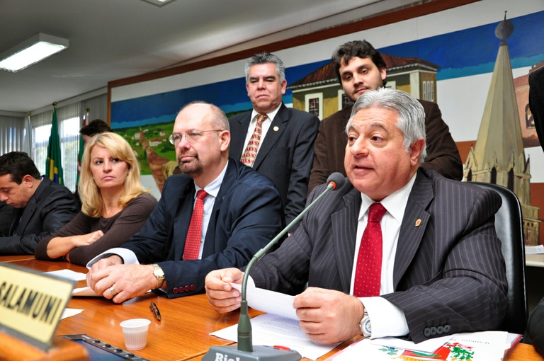  Câmara instala CPI do Transporte Coletivo 