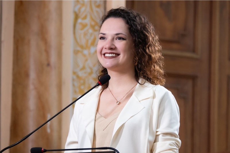 Lais Leão_galeria.jpg