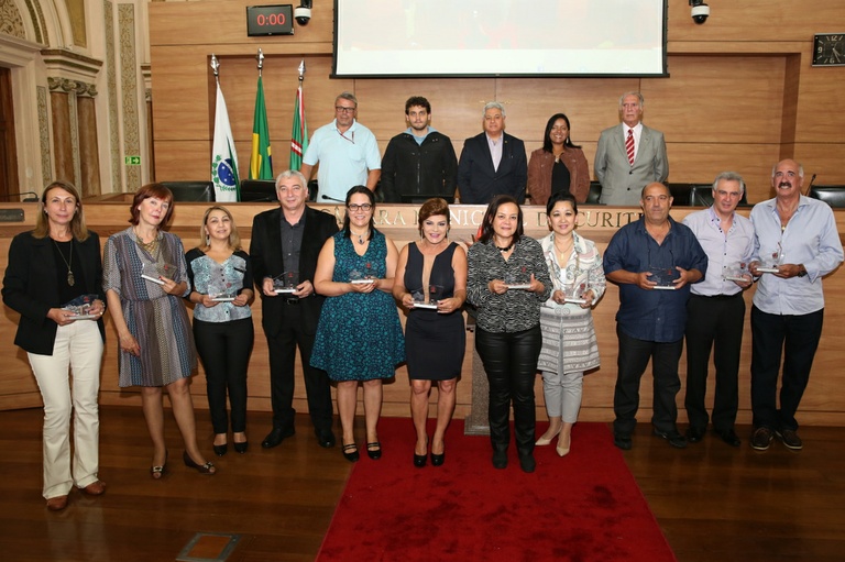 18 funcionários se despedem da Câmara Municipal