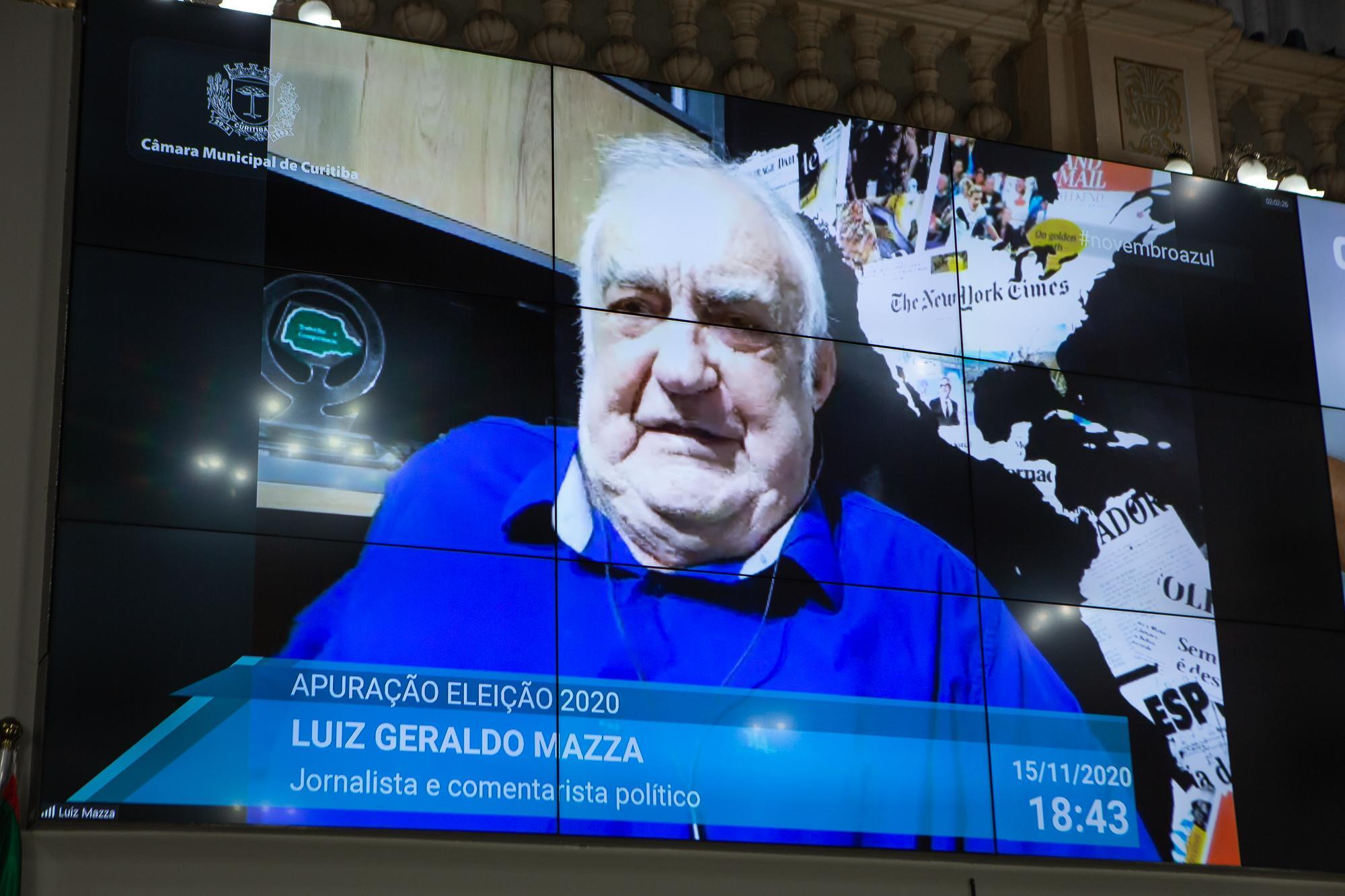 “A centro-direita menos radical está liderando a política”, analisa Mazza