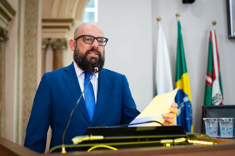 “Não vão me intimidar”: Eder Borges rebate reportagem sobre seu mandato