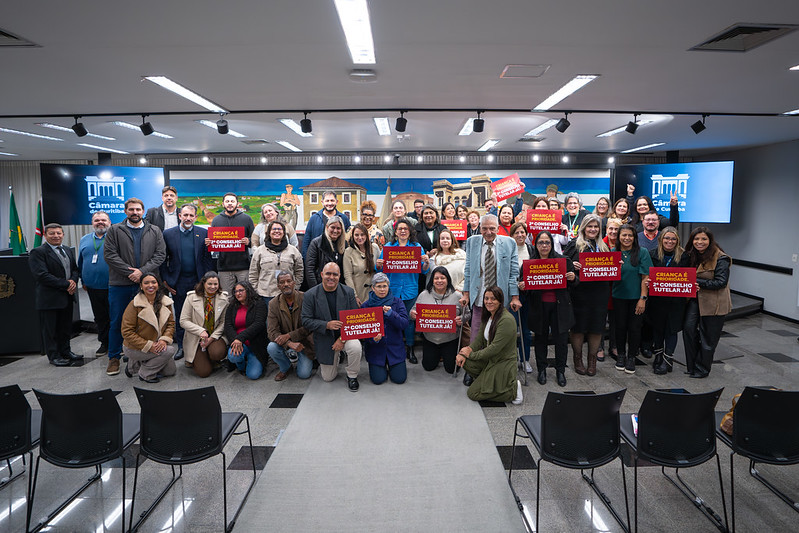  “Nossa saúde mental está em risco”, afirmam conselheiros tutelares na Câmara 