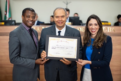 Professor Rudi Birgman recebe homenagem