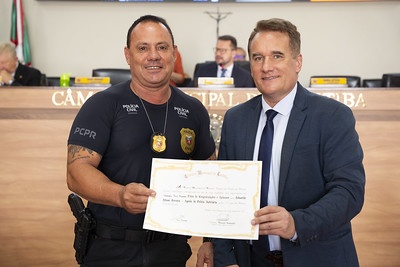 Kuzma entrega homenagem a Sebastião Afonso Ferreira