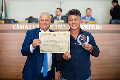 Sidnei Toaldo entrega Prêmio Servidor Público Padrão