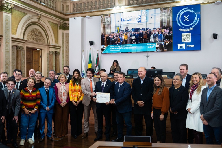 Homenagem na Câmara de Curitiba destaca os 81 anos da Fiep