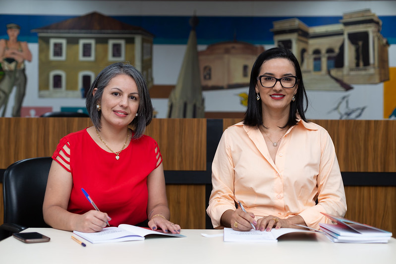 Câmara recebe lançamento de livro sobre reprodução assistida