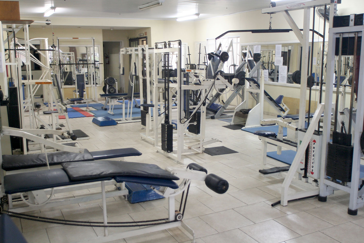 Academias devem exigir atestado de aptidão física 