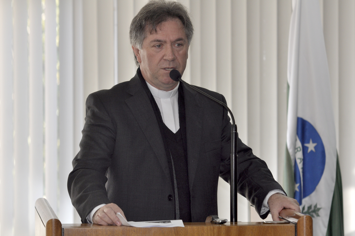 Ação Social do Paraná apresenta projetos à Casa 