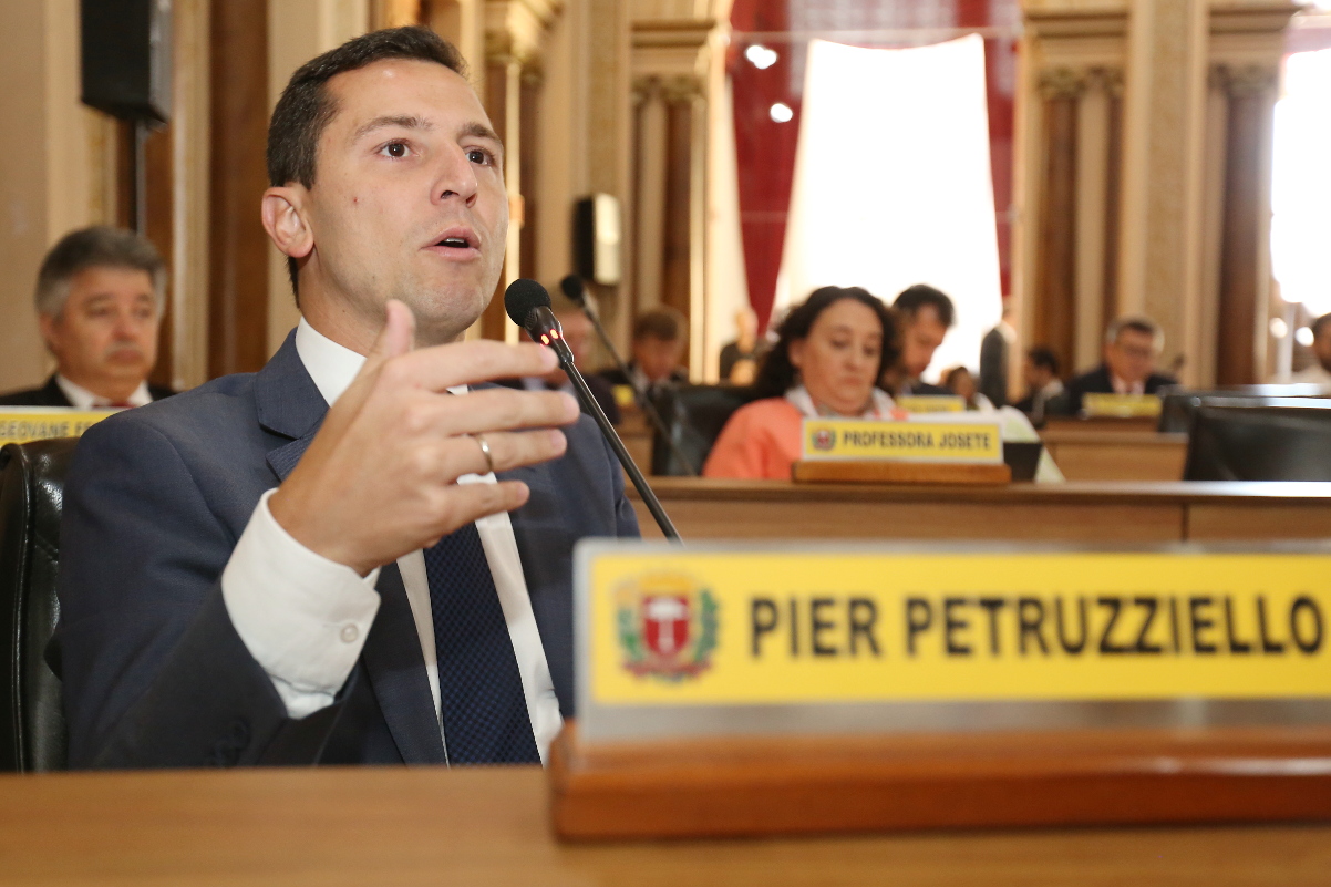 Acatada urgência a projeto que altera contrato com a Sanepar