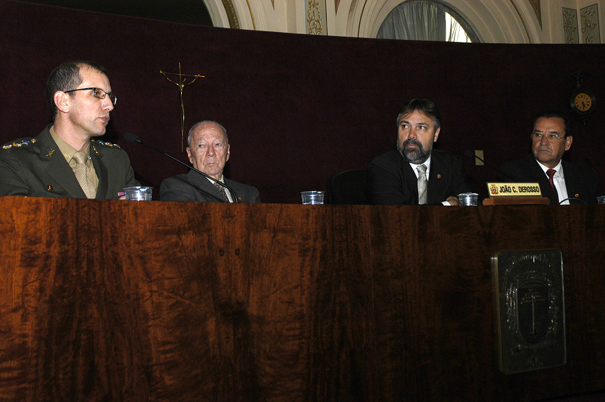 Ações do Exército são detalhadas aos vereadores 