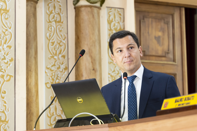 Advogada Louise Gionedis terá Cidadania Honorária de Curitiba