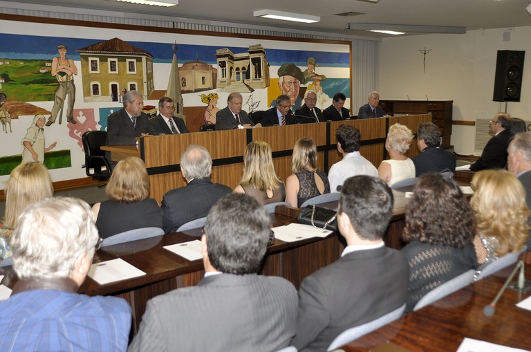 Advogado e grão-mestre maçom é Vulto Emérito de Curitiba 