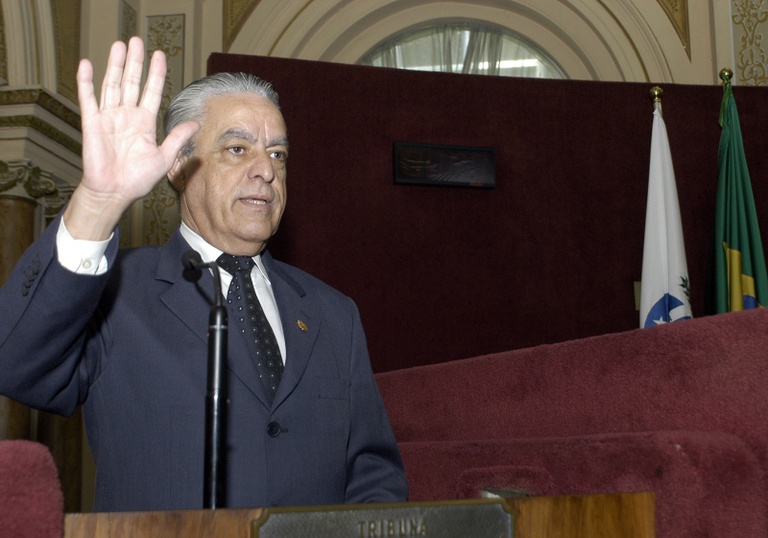 Afonso Camargo toma posse na Câmara  