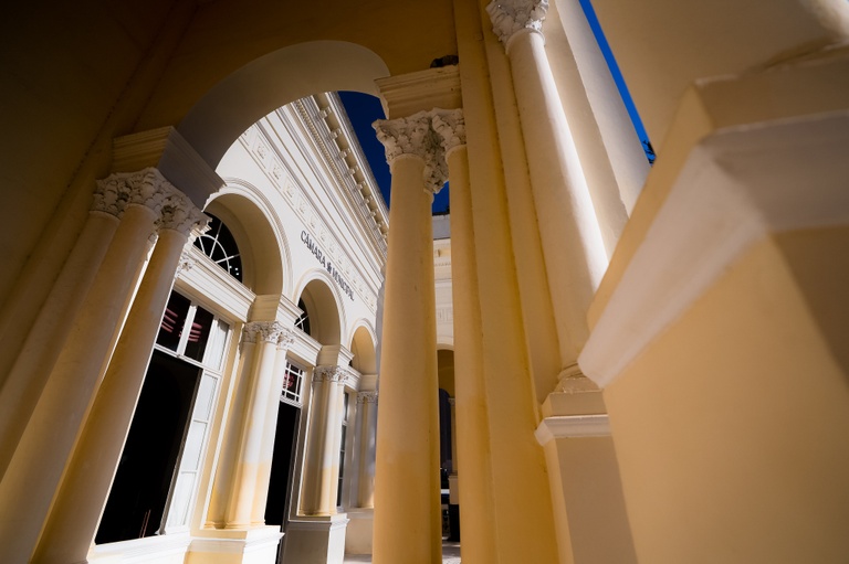 Agenda da Câmara de Curitiba tem cinco Solenes e debate pró-vida