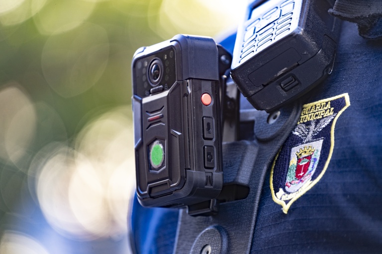 Agentes de trânsito podem ser obrigados a utilizar câmeras corporais