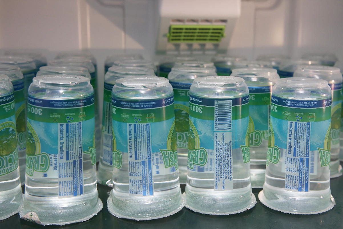 Água e manutenção de bebedouros licitadas com economia de 28%