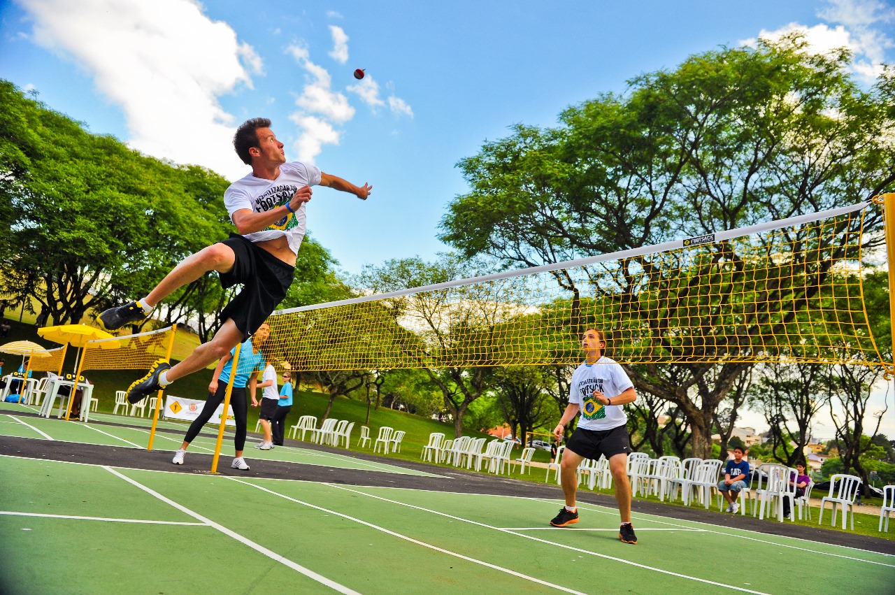 Ajuste na lei que reconhece o futebol de saco vai à sanção