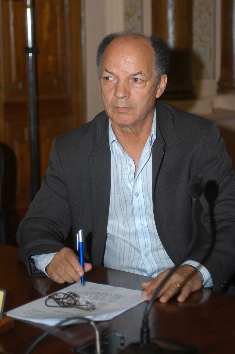 Aladim analisa operação de  crédito proposta pela Prefeitura 