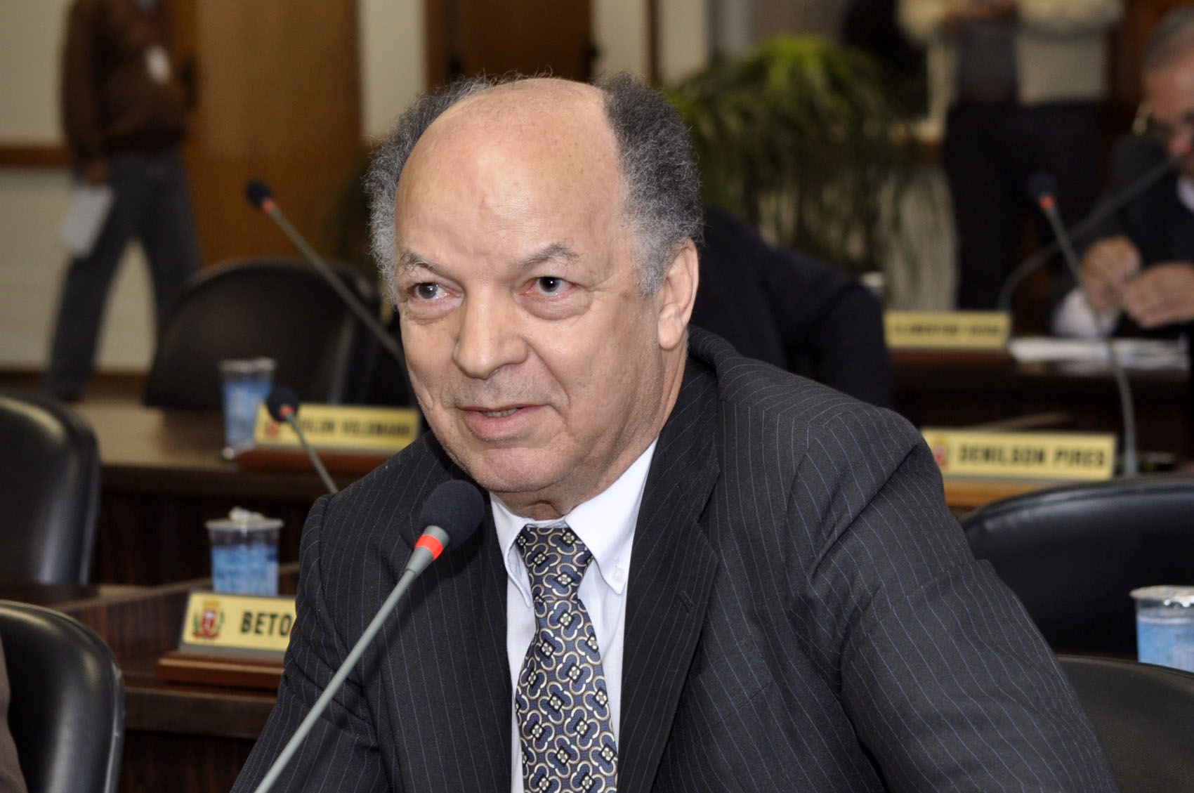 Aladim Luciano concentra recursos da LOA em emendas coletivas 