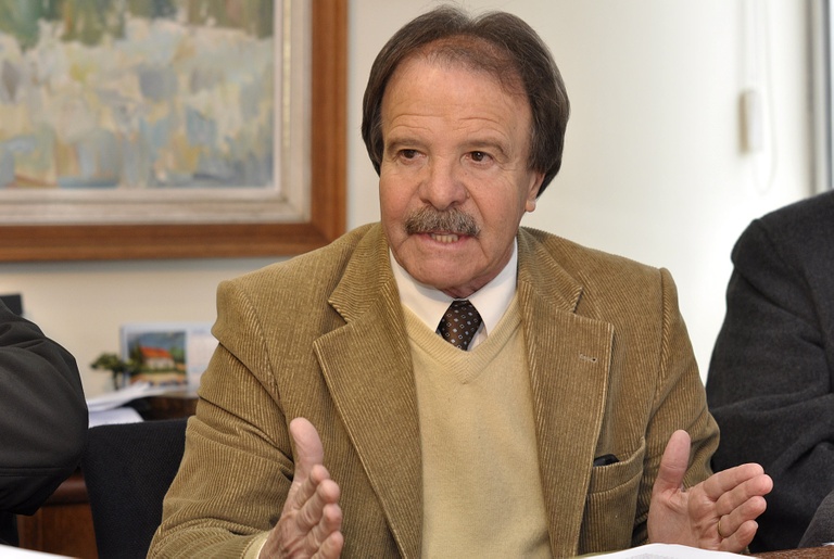 Algaci Túlio: legado permanente na vida pública de Curitiba