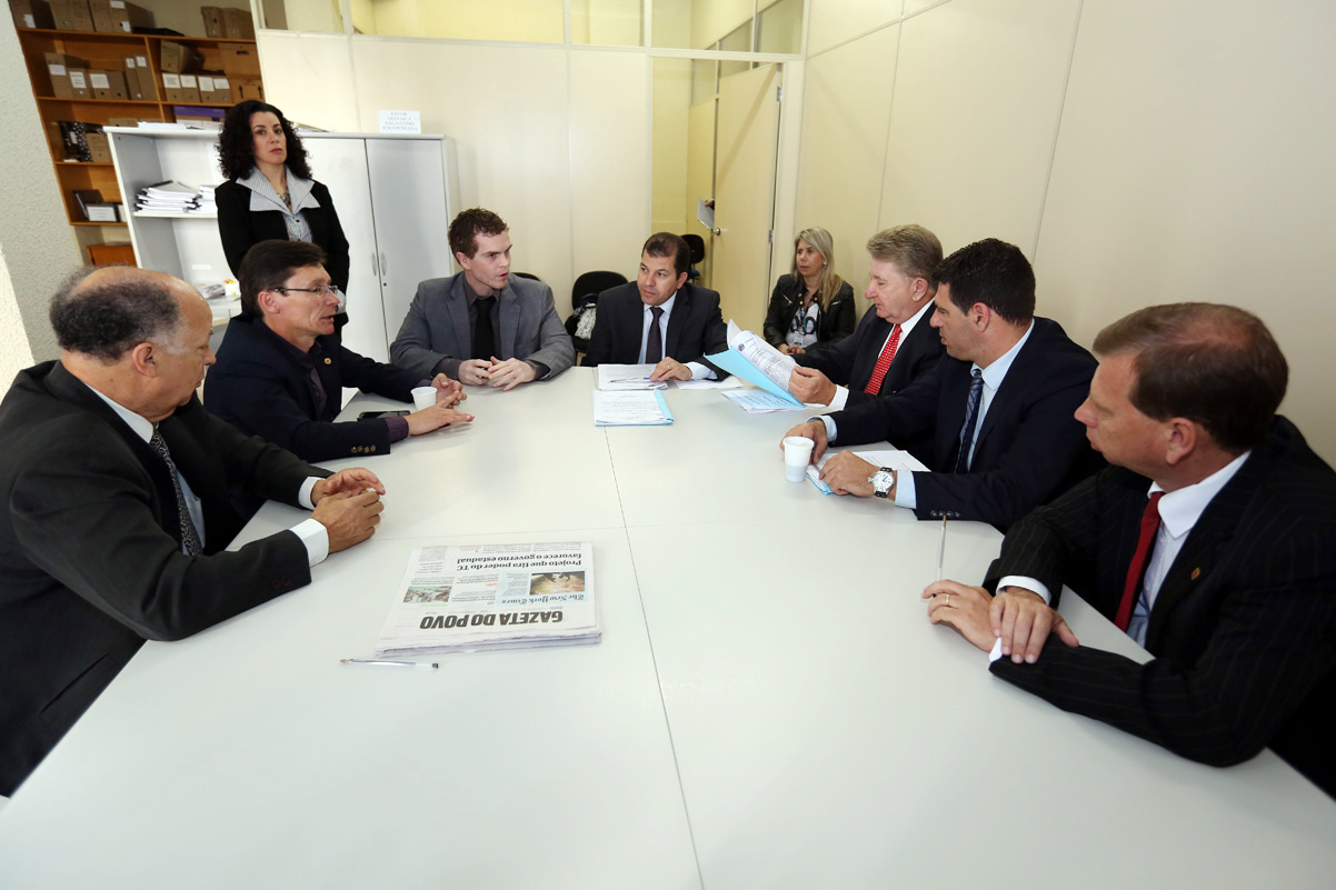 Alteração de cargos na Saúde tem aval da Comissão de Economia