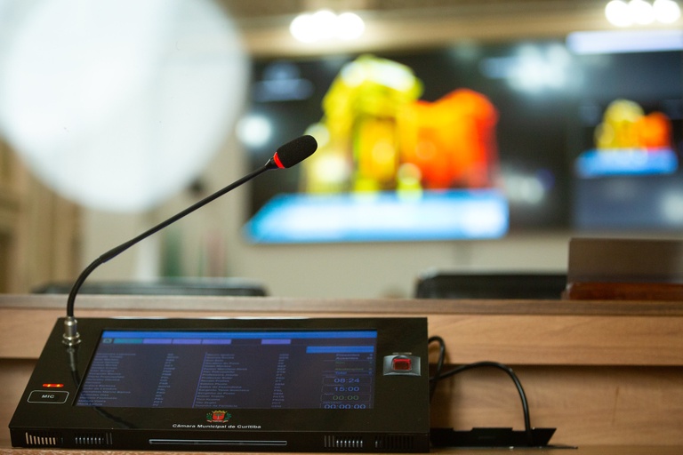 CCJ avalia projeto contra cobrança do EstaR para motos e bicicletas