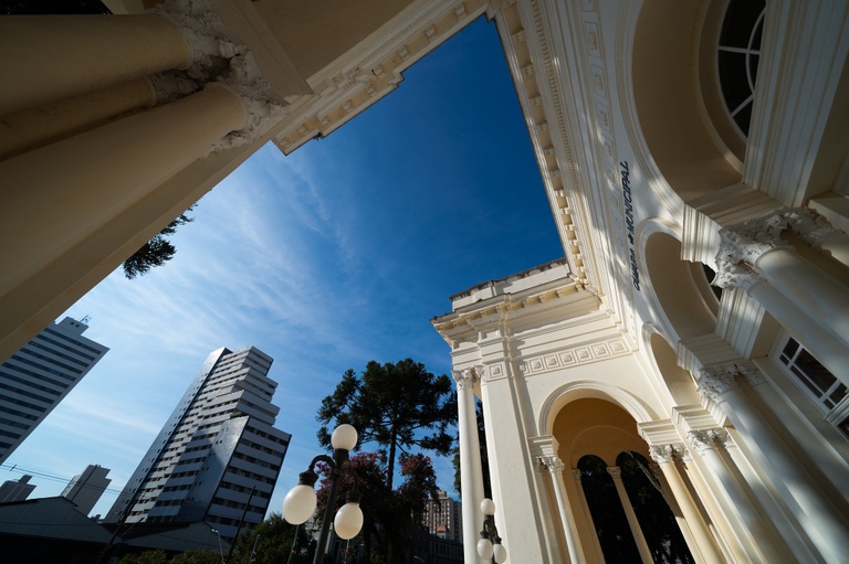 CMC debate sua comunicação institucional nesta quarta