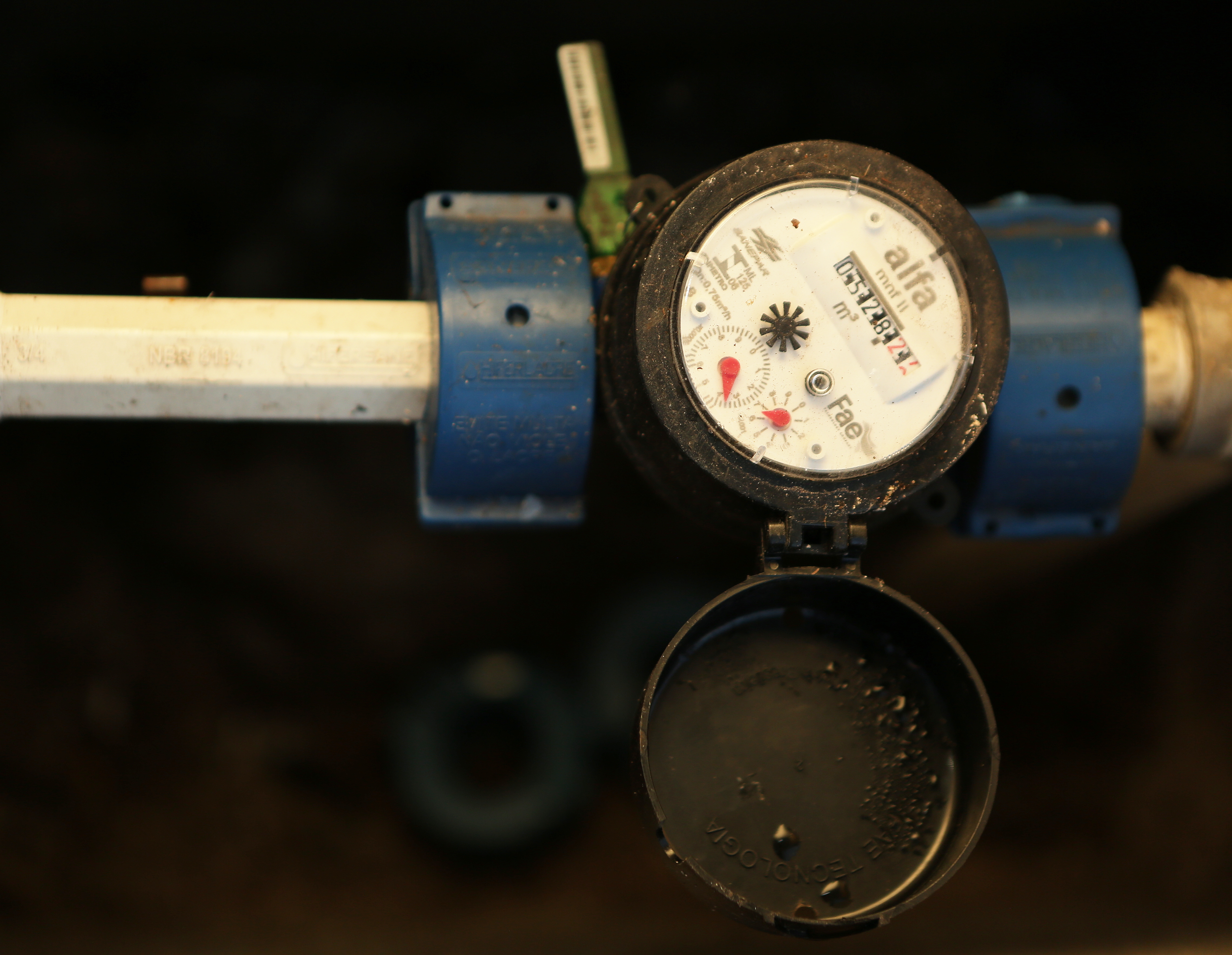 Análise pelo Executivo sobre reajuste da água na pauta da CCJ