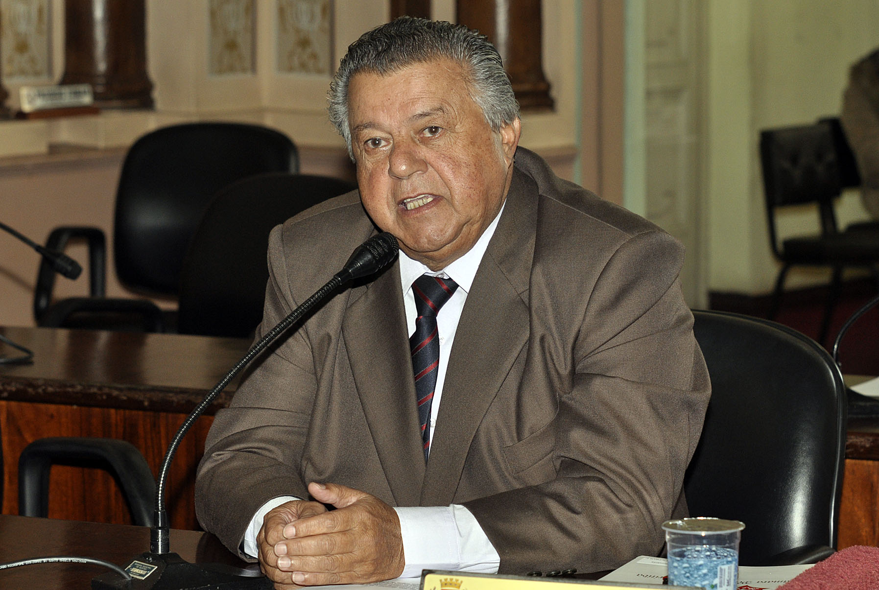 Anita Garibaldi precisa de vagas para estacionar 