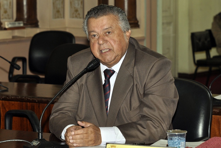 Anita Garibaldi precisa de vagas para estacionar 