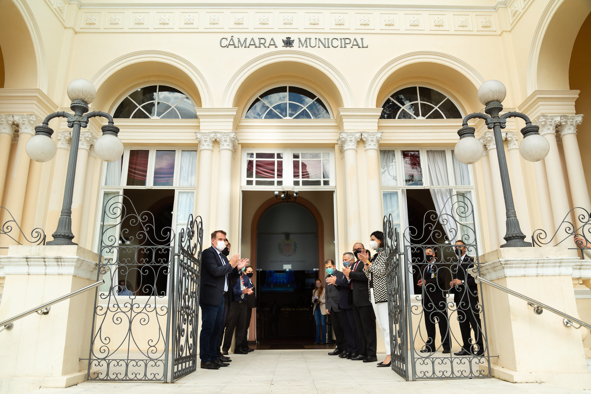 Após 18 meses, CMC realiza 1ª sessão plenária com o Palácio aberto ao público