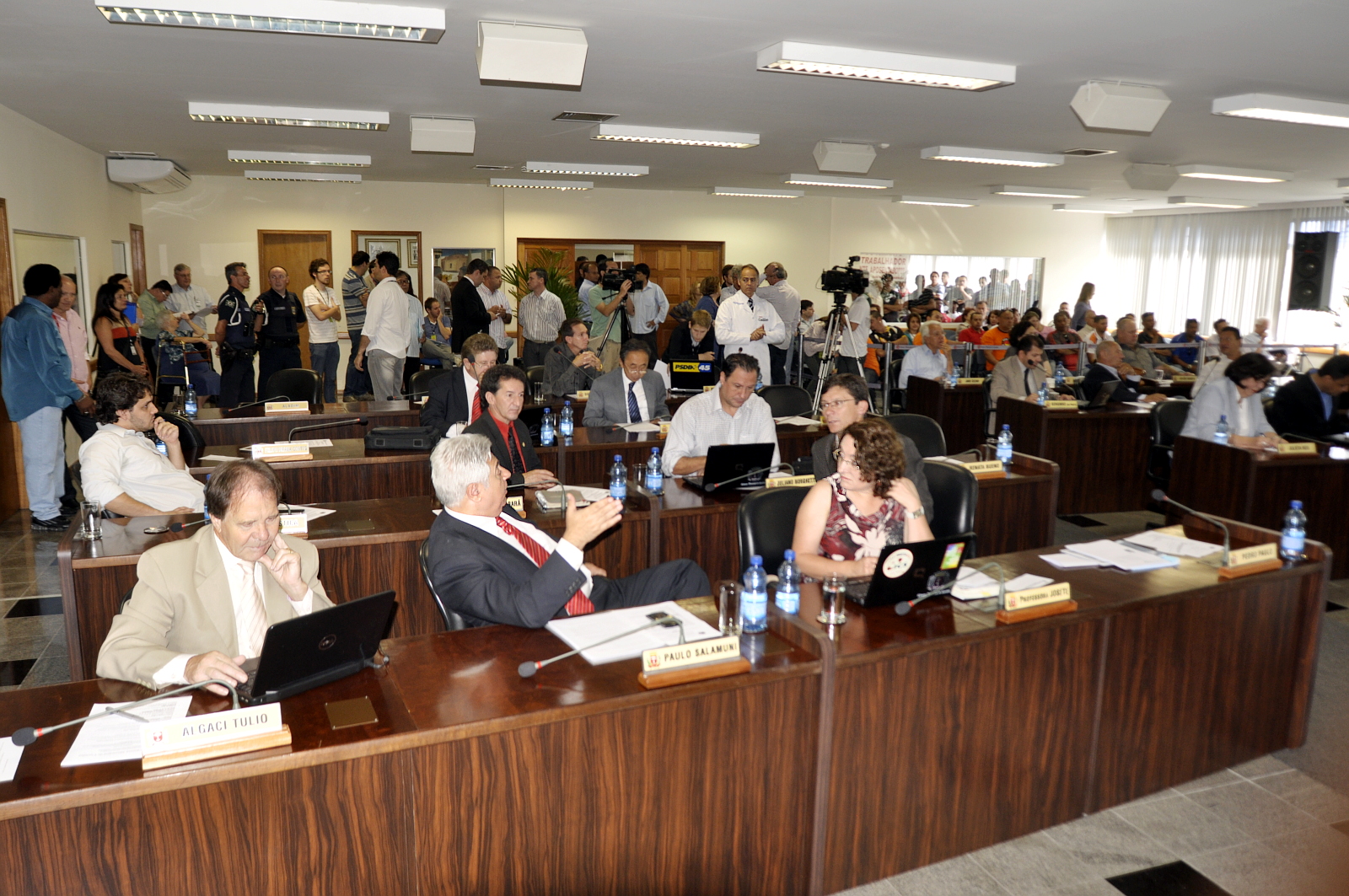 Apresentada emenda ao projeto de emissões de carbono 