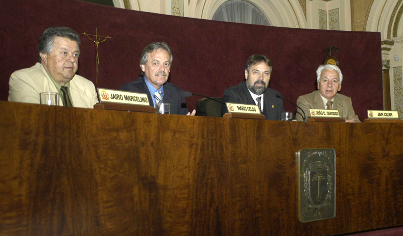 Aprovada a LDO com cinco emendas 