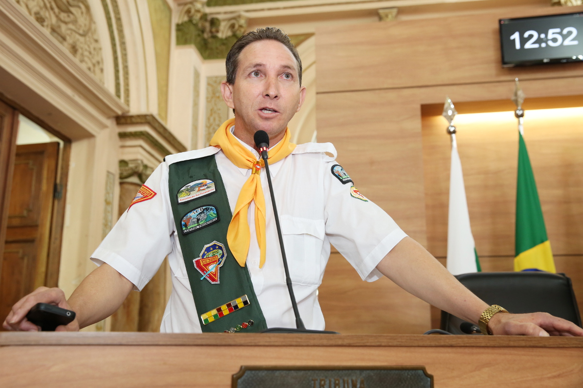 Aprovada cidadania a diretor da Rede Educacional Adventista