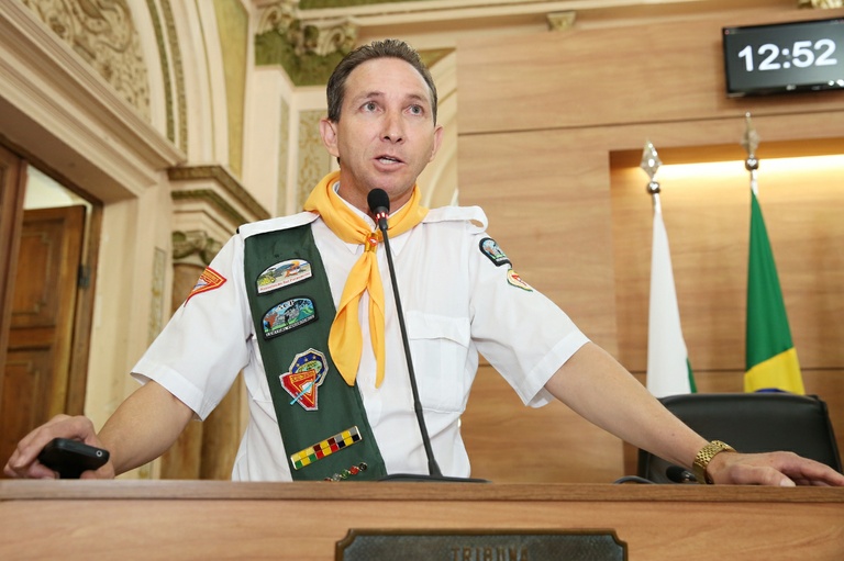 Aprovada cidadania a diretor da Rede Educacional Adventista