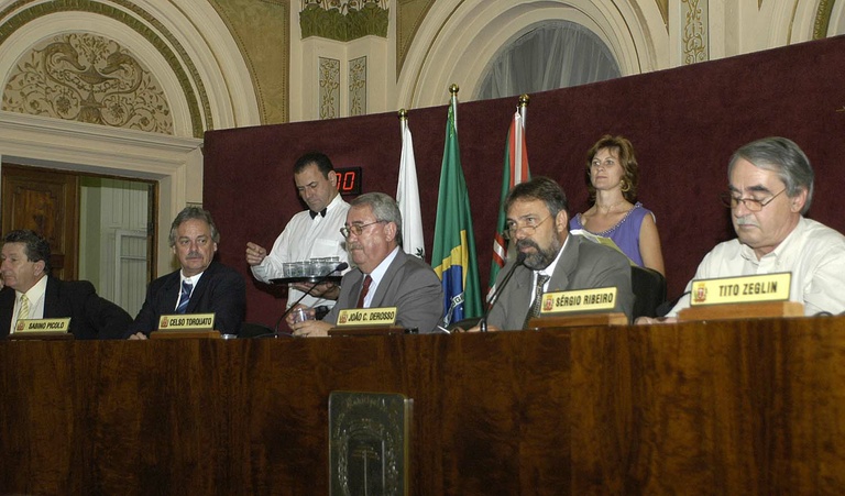 Aprovada criação da Secretaria do Trabalho 