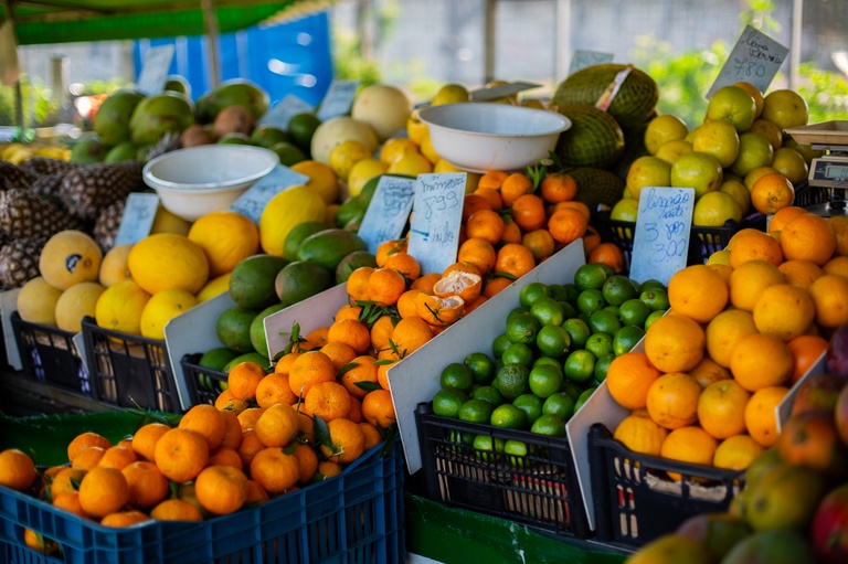 Aprovada divulgação mais clara do preço de alimentos vendidos por peso