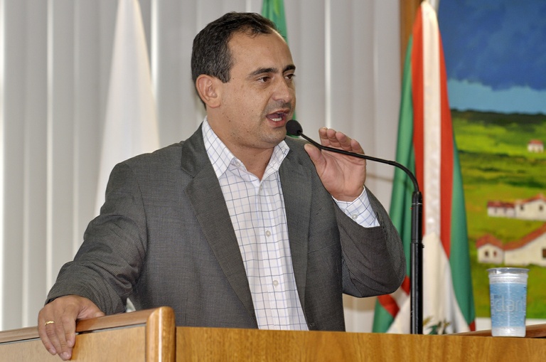 Aprovada em segundo turno transferência no serviço de táxi 