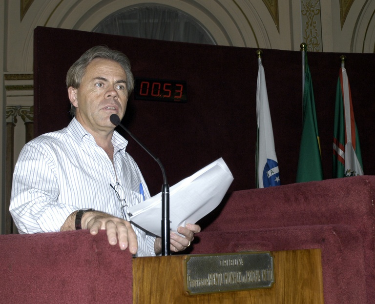 Aprovada emenda à LDO 