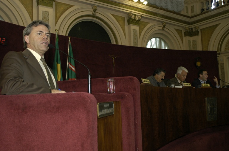 Aprovada gratificação para engenheiros do município 