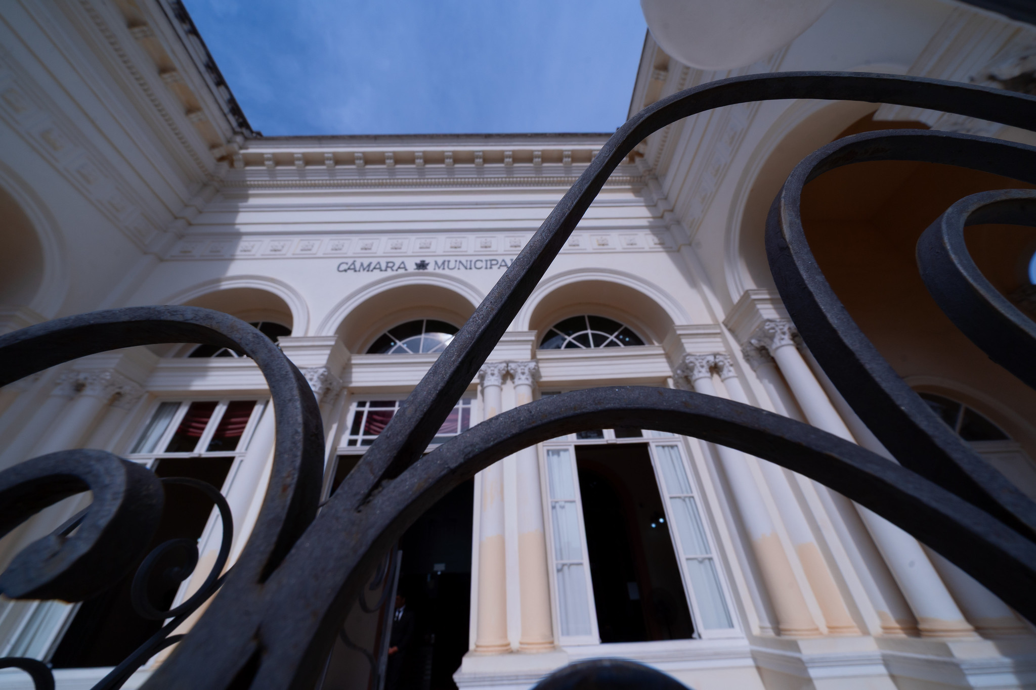 Aprovada urgência a projeto que autoriza doação de imóveis para Cohab