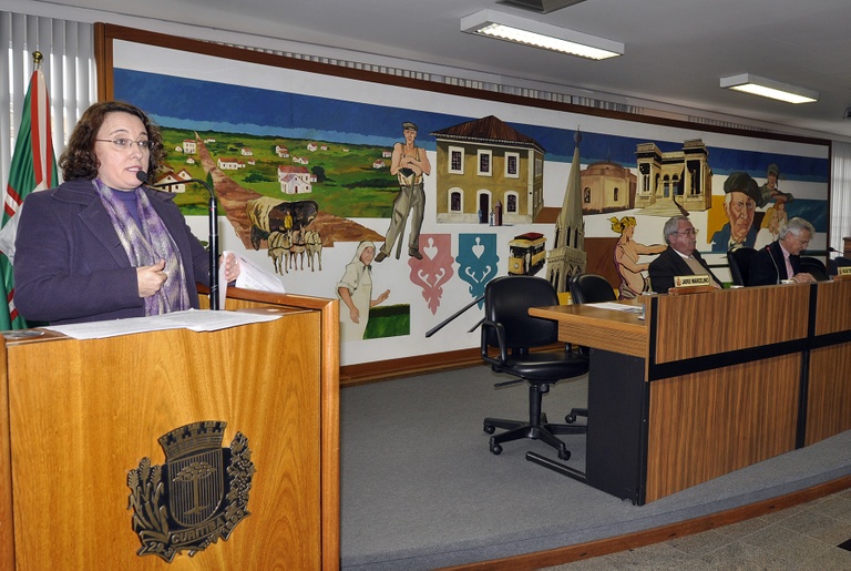 Aprovado projeto de crédito para educação e saúde 