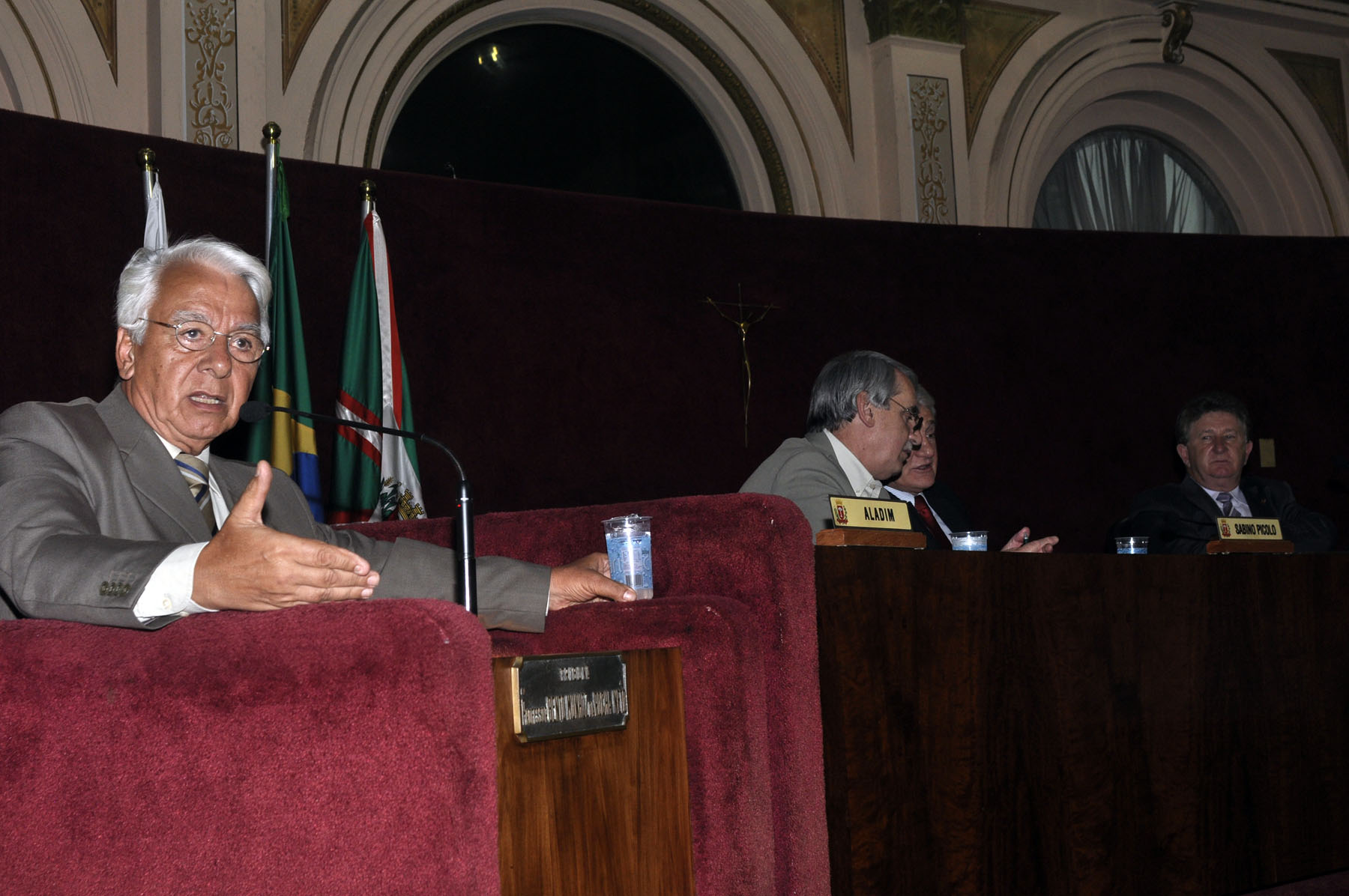 Aprovado reajuste de 21% aos conselheiros tutelares 