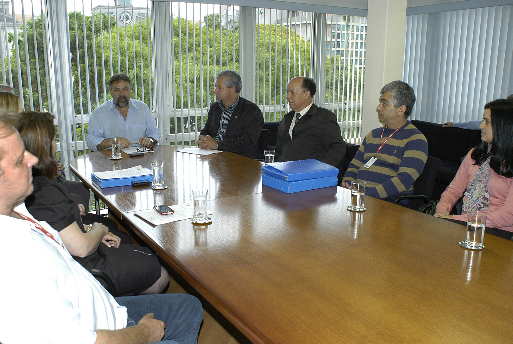 Aprovados em concurso tomam posse na Câmara 