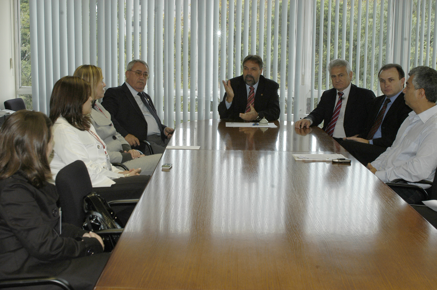 Aprovados em concurso tomam posse na Câmara 