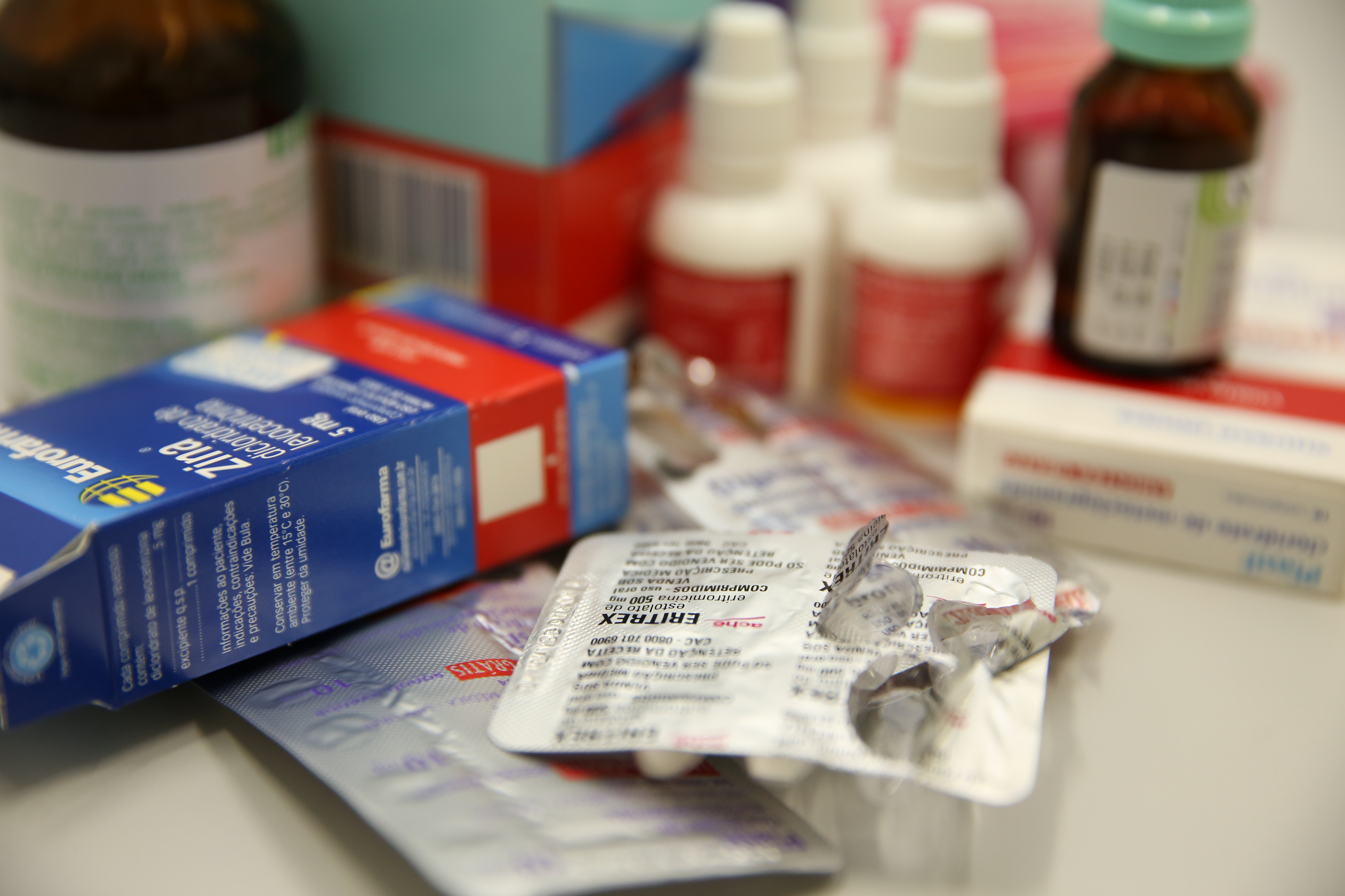 Apta ao plenário ampliação dos postos de coleta de remédios vencidos