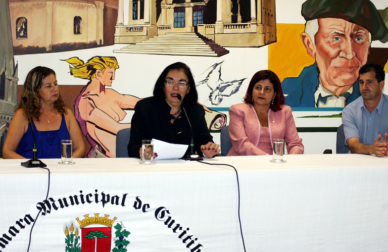 Artesãos merecem louvor na Câmara 