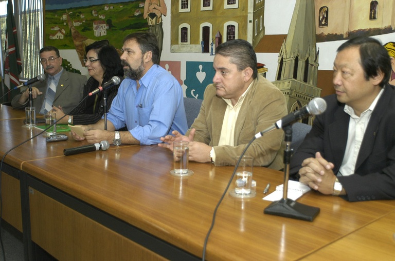 Artesãos reivindicam mais espaço e feiras 